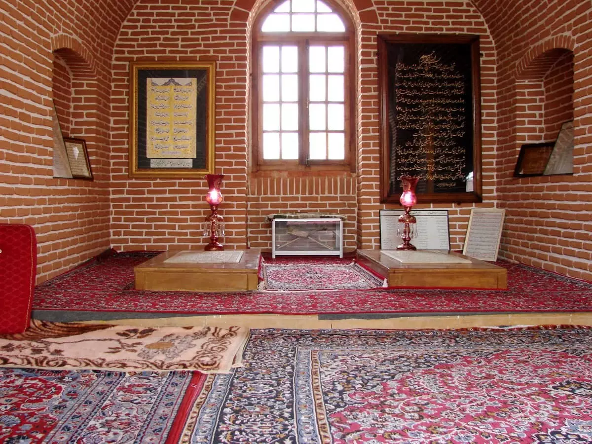 Восточный Азербайджан-Мавзолей Шейха Махмуда Шабестари