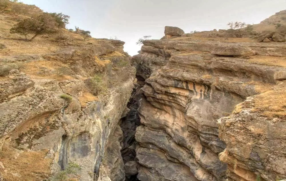 Ilam-Strait Mazhin