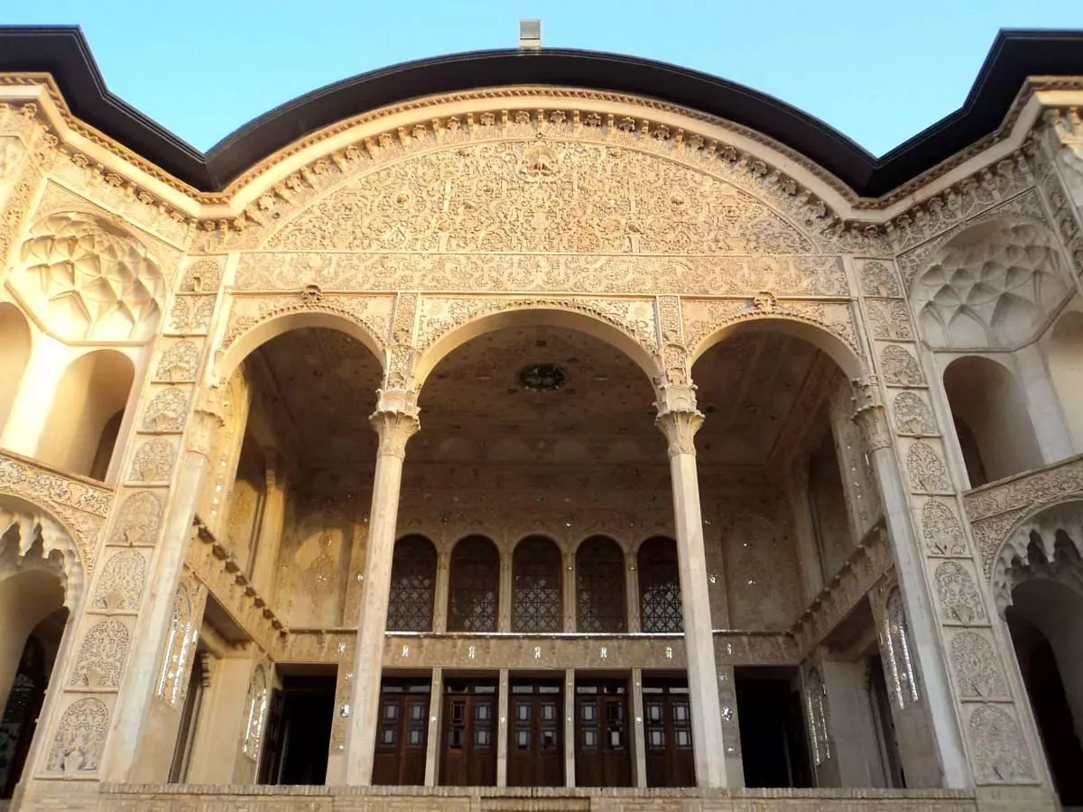 Кашан-Дом Табатабаев