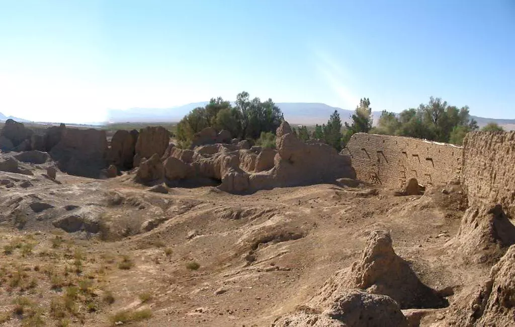 Хоксейн ҷануб - Шаҳри Нахбандан