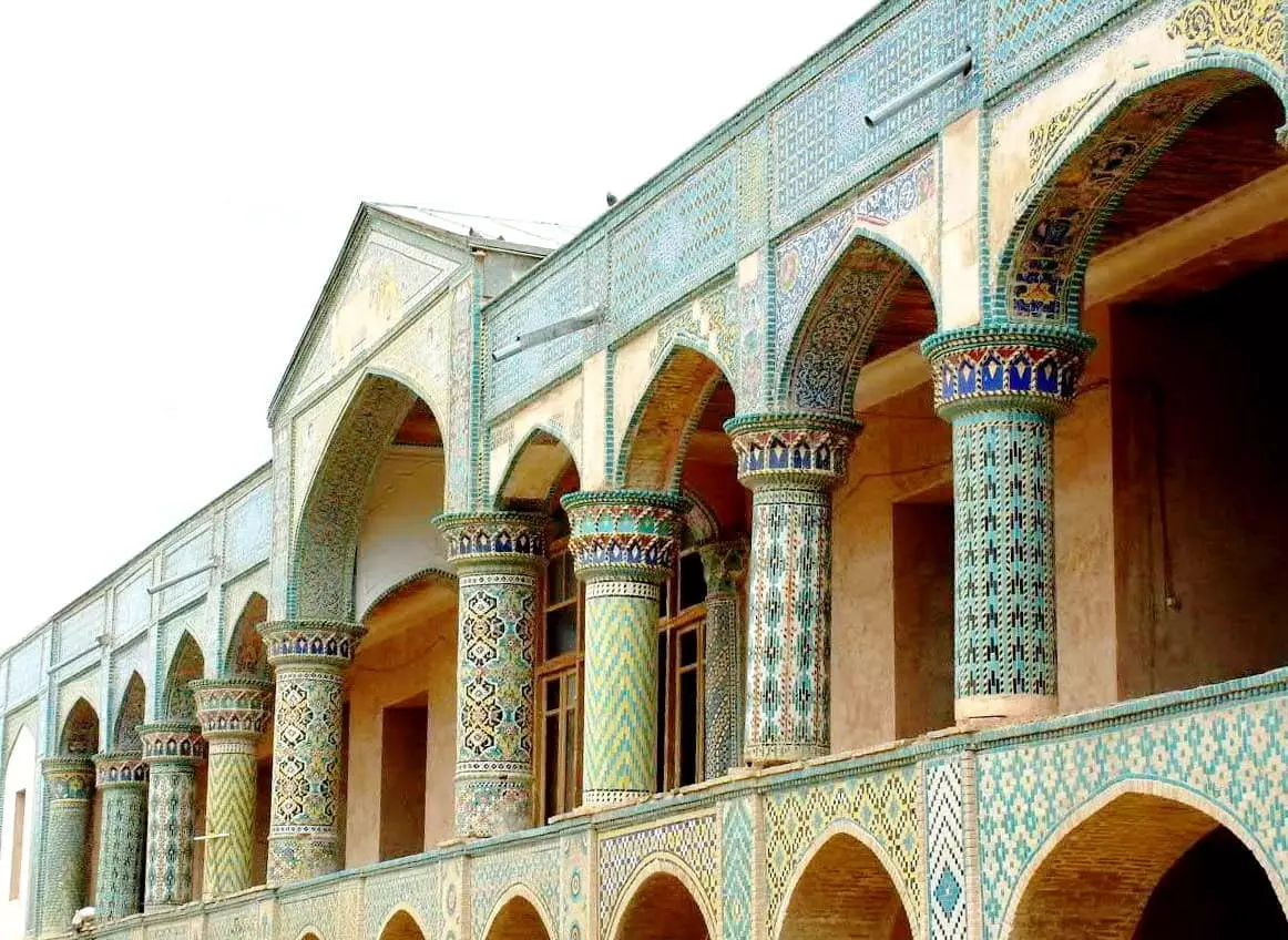 Khorasan septentrional - Ayneh Khane Mofakham Palace