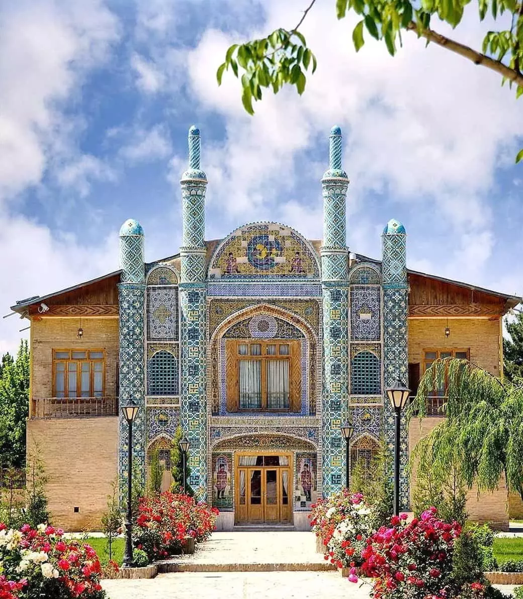 Khorasan septentrional - Ayneh Khane Mofakham Palace