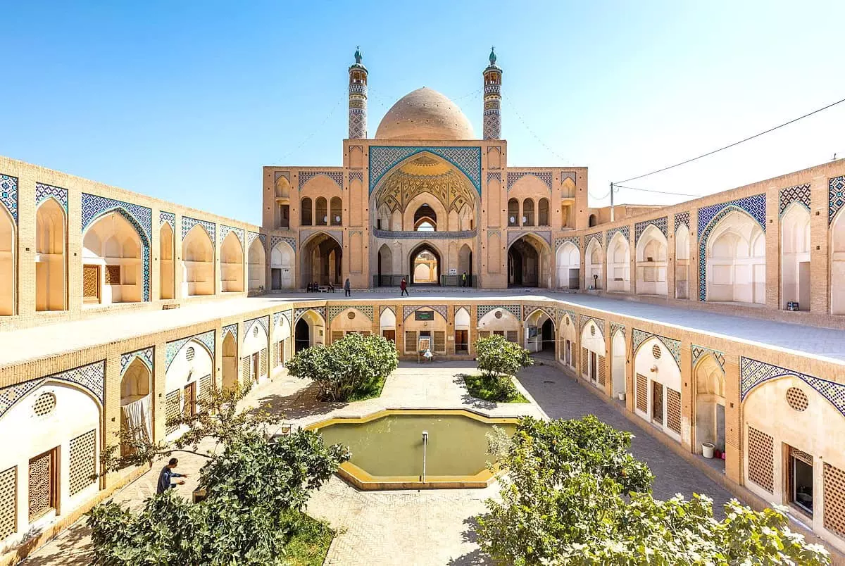Кашан - Мечеть Ага Бозорга