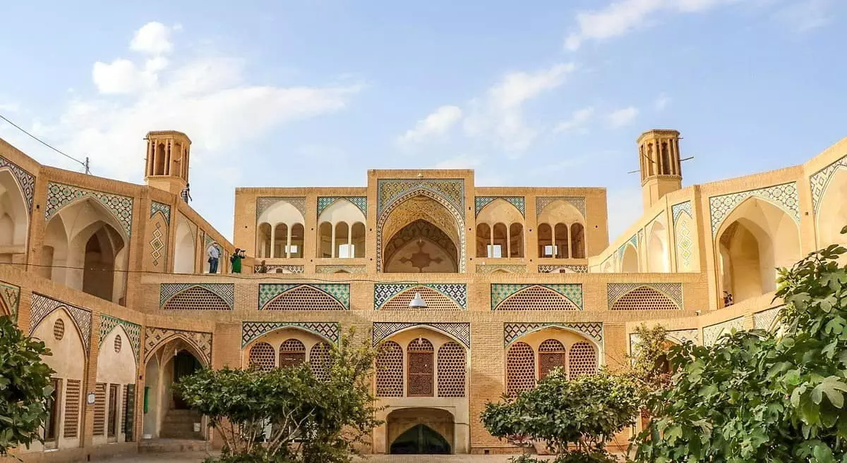 Кашан - Мечеть Ага Бозорга