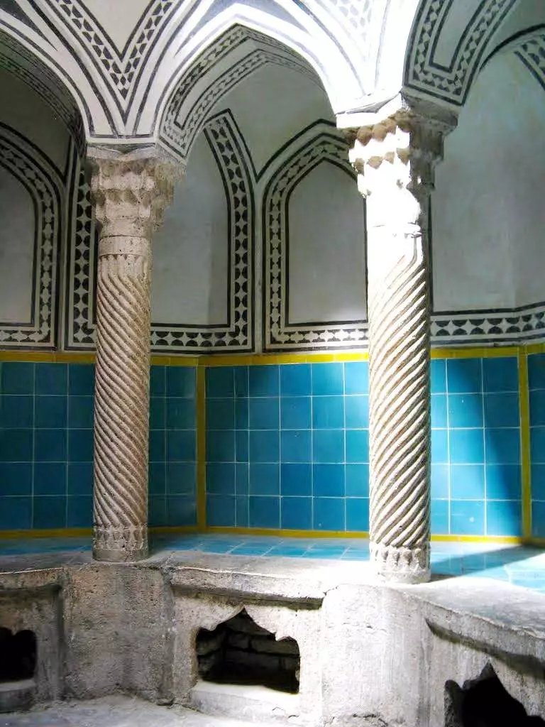 Курдистан - Бани исторического здания Асефа