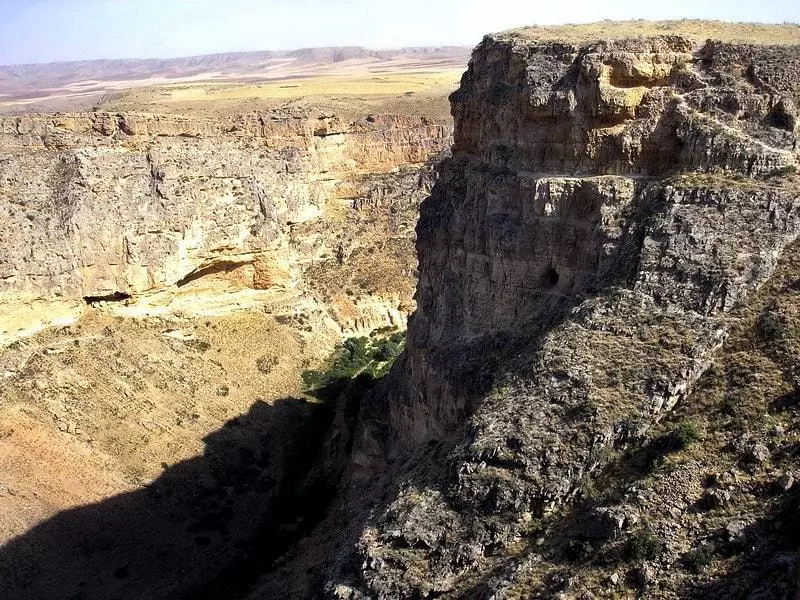 Kurdestan-The Ancient Castle of Qamcheqay