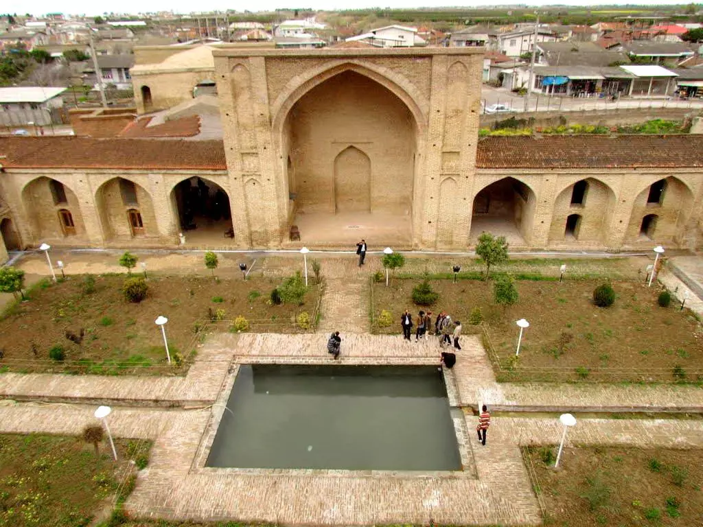 Safavid complex Farah Ābād