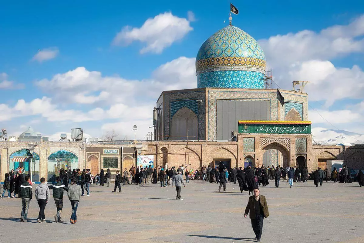 Qazvin-Santuario Shāhzādeh Hossein