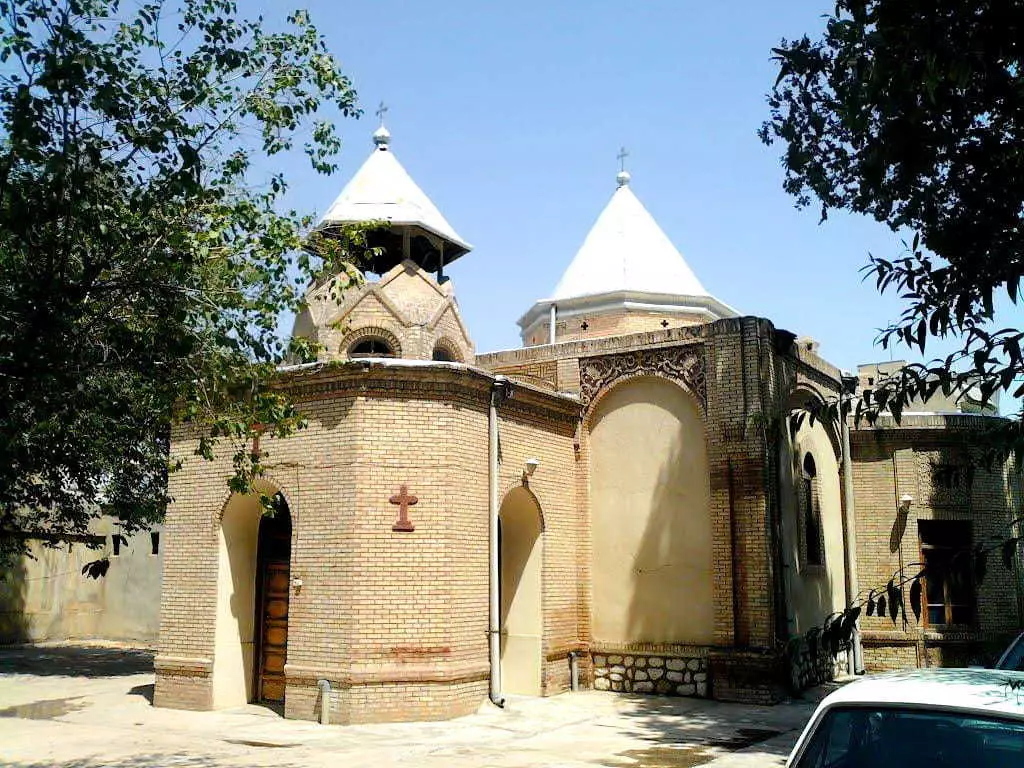 Qazvin-Chiesa Rafi’