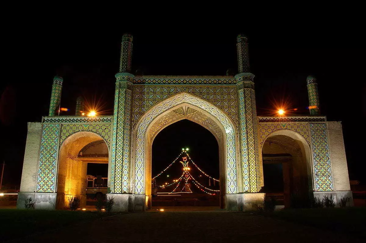 Qazvin-Port Darb-e Koushk