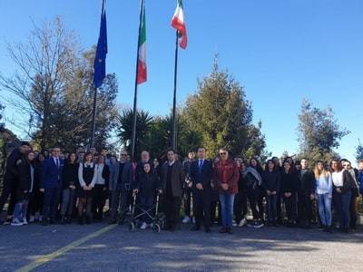 In conventu apud culturas Institute of Iran ad Iacobus Joyce High School