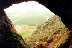 Markharalna pećina