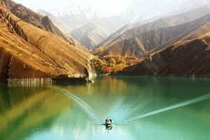 Kunstig sø af Amir Kabir Dam