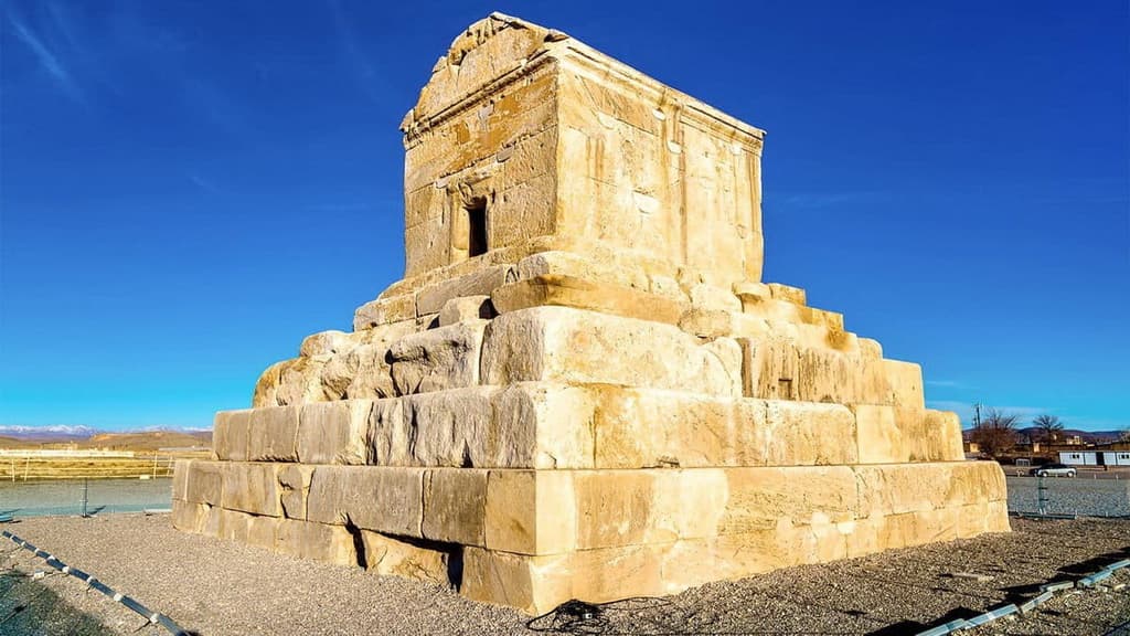 Pasargade (Il Mausoleo Di Ciro Il Grande)