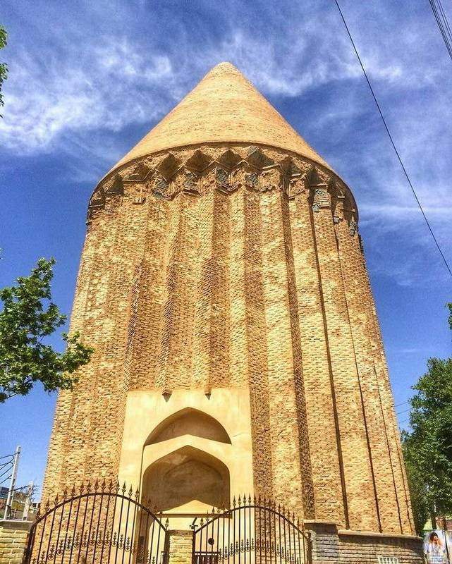 Teheran - Torre Alāeddin o torre Alā’douleh